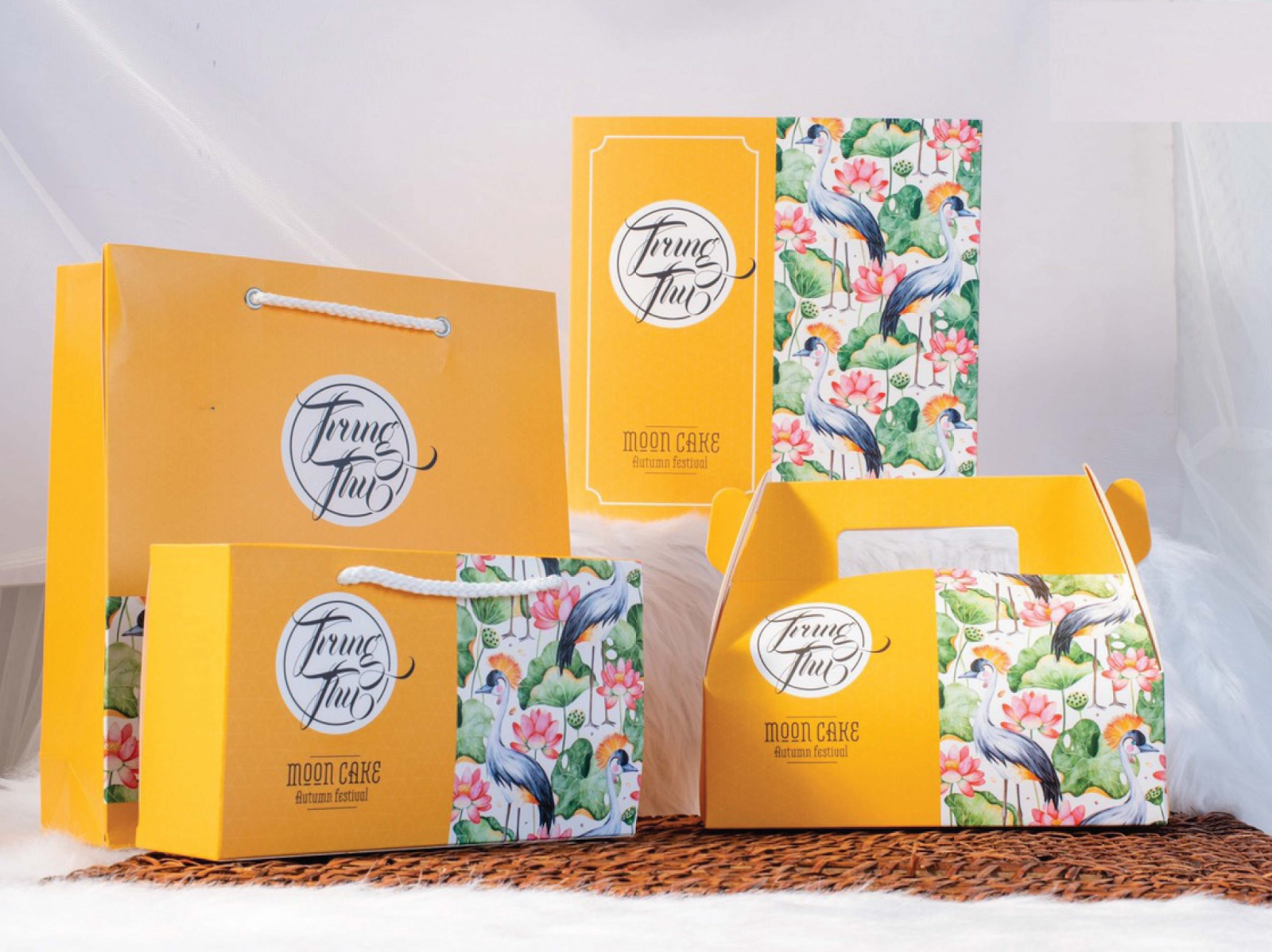 Mẫu hộp giấy đựng bánh cho mùa trung thu đang đến gần